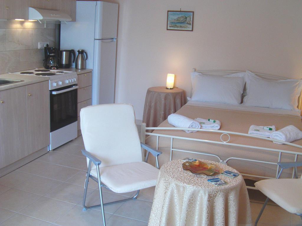 Helen'S Cottage Πετροχώρι Εξωτερικό φωτογραφία