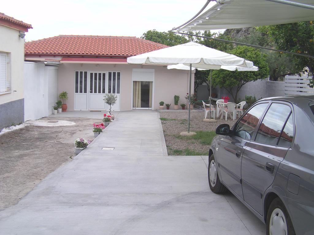 Helen'S Cottage Πετροχώρι Εξωτερικό φωτογραφία